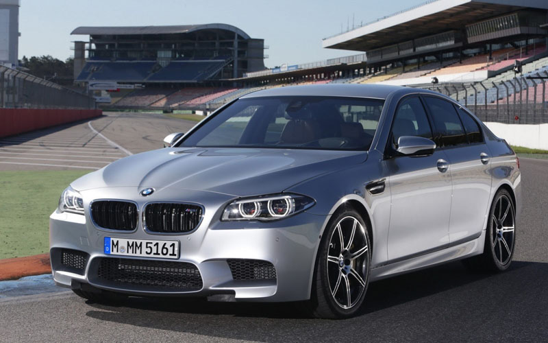 BMW-M5-2016-1