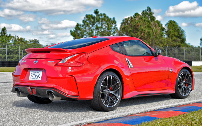 Nissan-370Z-Nismo-2016-2