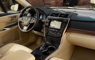Toyota-Camry-2016-3