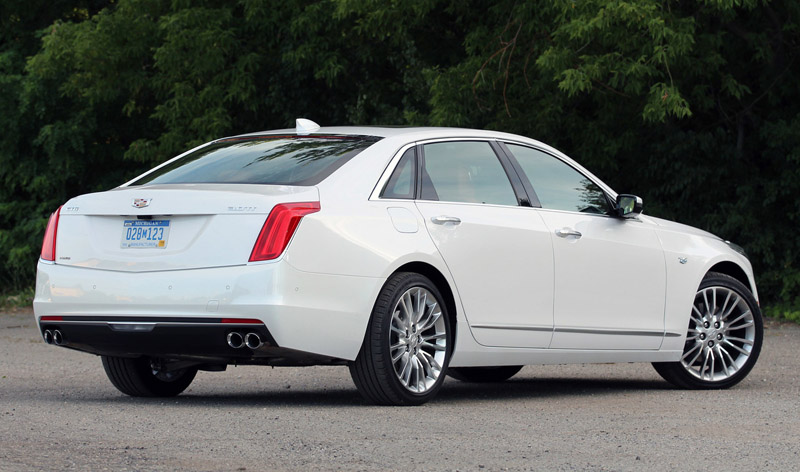 Cadillac-CT6-2016-2