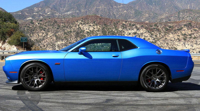 Dodge-Challenger-SRT-2016-4