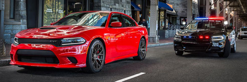 Dodge-Charger-SRT-2016-4