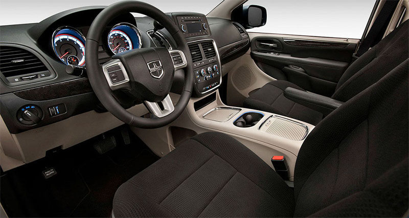 Dodge-GrandCaravan-2016-3