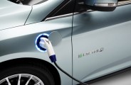 Ford-Focus-Electrique-2016-4