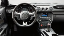 Ford-Mustang-GT350-2016-3