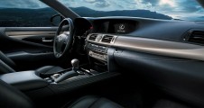 Lexus-LS-2016-3