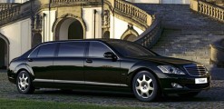 Maybach-Mercedes-Pullman-2016-1