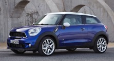 Mini-Cooper-Paceman-2016-1