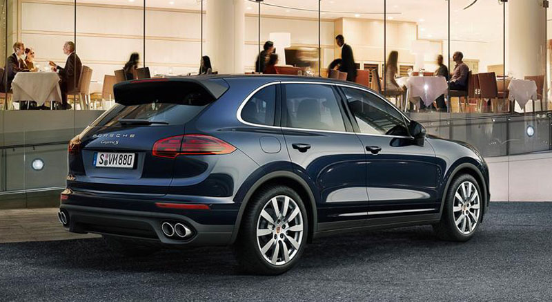 Porsche-Cayenne-S-2016-2