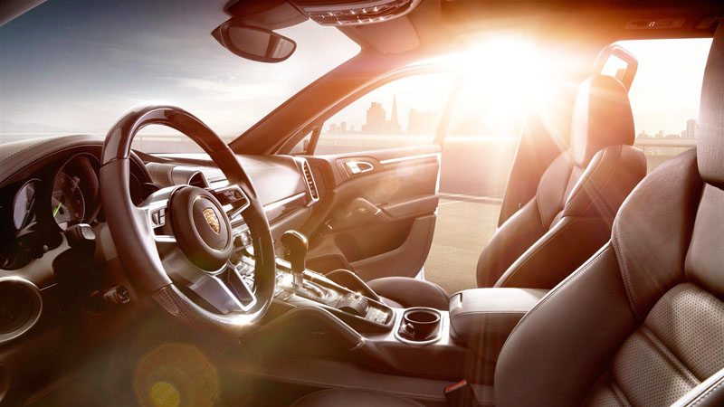 Porsche-Cayenne-S-2016-3
