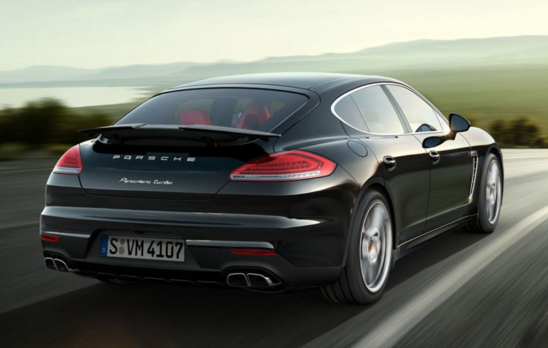Porsche-Panamera-Turbo-2016-2