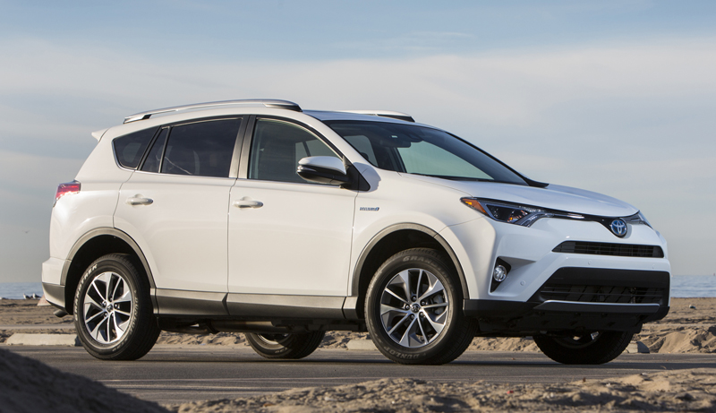 Toyota-RAV4-Hybride-2016-1