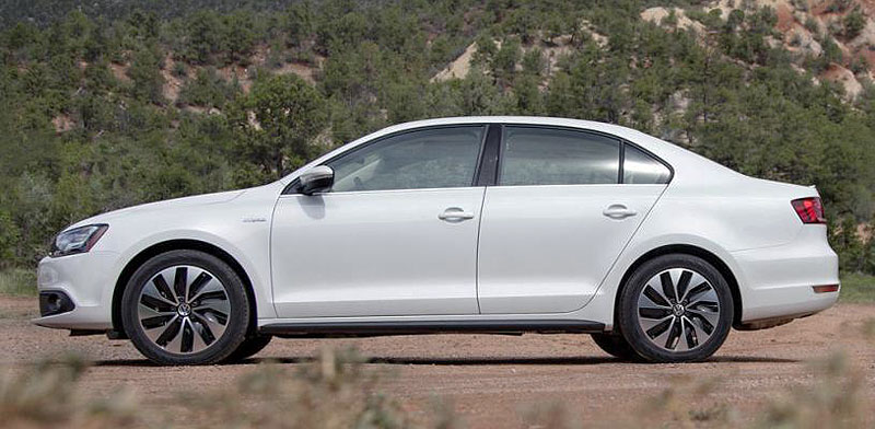 Volkswagen-Jetta-Hybride-2016-2